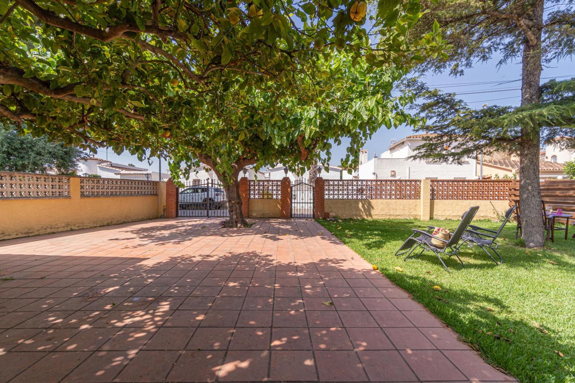 Apart-Rent Casa Con Jardin Pani 0081 Empuriabrava Dış mekan fotoğraf